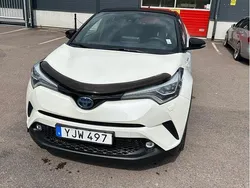 Vit Begagnad 2017 Toyota C-HR SUV | 190 000 kr (Marknadspris)
