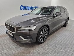 Grå (platinumgrå metallic) Begagnad 2024 Volvo V60 Core Kombi | 429 000 kr (Lite dyr)