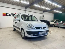 Vit Begagnad 2005 Renault Kangoo Minibuss | 99 500 kr