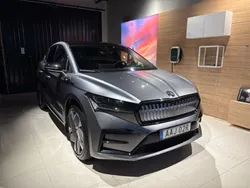 Grå (grafitgrå metallic) Begagnad 2023 Skoda Enyaq iV RS SUV | 589 900 kr
