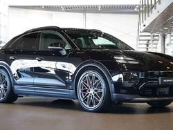 Svart Begagnad 2025 Porsche Macan SUV | 1 129 000 kr (Lite dyr)