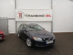 Blå Begagnad 2013 Volvo V70 Momentum Kombi | 74 900 kr (Marknadspris)