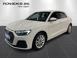Cortinavit Begagnad 2024 Audi A1 Sportback Proline Halvkombi | 229 000 kr (Bra pris)