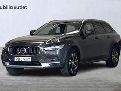 Grå Begagnad 2020 Volvo V90 CC Kombi | 329 900 kr (Marknadspris)