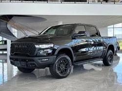 Svart (black crystal) Ny 2025 Dodge Ram Pickup | 1 098 000 kr (Superpris)