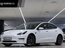 Vit Begagnad 2022 Tesla Model 3 Standard Range Sedan | 259 900 kr (Marknadspris)
