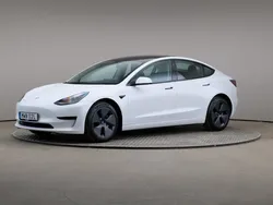 Vit (white) Begagnad 2022 Tesla Model 3 Standard Range Sedan | 299 000 kr (Superpris)