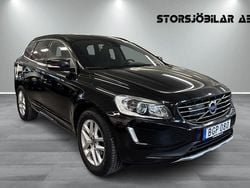 Svart Begagnad 2016 Volvo XC60 Momentum SUV | 239 000 kr (Marknadspris)