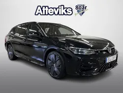 Svart Ny 2025 VW Passat R-line Kombi | 581 400 kr (Marknadspris)