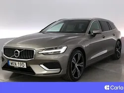 Grå Begagnad 2022 Volvo V60 Inscription Kombi | 356 900 kr (Marknadspris)