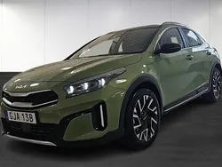 Grön Begagnad 2023 Kia XCeed 2 SUV | 309 900 kr (Marknadspris)