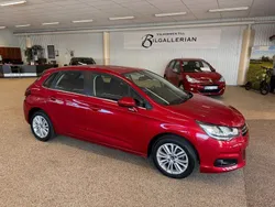 Röd Begagnad 2015 Citroën C4 Halvkombi | 109 000 kr (Marknadspris)
