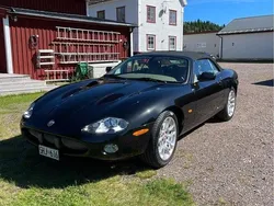 Grå Begagnad 2001 Jaguar XKR Cab | 219 000 kr