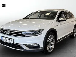 Vit (pure white) Begagnad 2016 VW Passat Alltrack Executive Kombi | 209 800 kr (Marknadspris)
