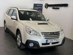 Vit Begagnad 2014 Subaru Outback SUV | 89 900 kr (Marknadspris)