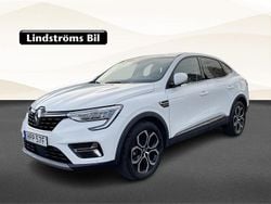 Vit Begagnad 2023 Renault Arkana Techno SUV | 249 900 kr (Marknadspris)