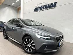 Grå Begagnad 2019 Volvo V40 CC Pro Kombi | 184 900 kr (Marknadspris)
