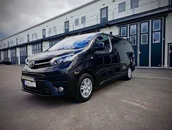 Svart Begagnad 2017 Toyota Proace Van | 209 900 kr (Marknadspris)
