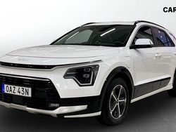 Vit (white) Begagnad 2023 Kia Niro Advance SUV | 349 900 kr (Marknadspris)