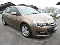 Brun Begagnad 2013 Opel Astra Enjoy Halvkombi | 59 000 kr (Marknadspris)