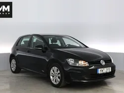 Svart Begagnad 2015 VW Golf VII Halvkombi | 119 900 kr (Marknadspris)