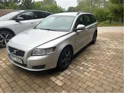 Grå Begagnad 2010 Volvo V50 Momentum Kombi | 62 000 kr (Marknadspris)