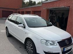 Vit Begagnad 2010 VW Passat Sportline Kombi | 39 000 kr (Marknadspris)