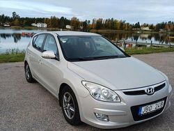 Brun Begagnad 2009 Hyundai i30 Halvkombi | 42 000 kr (Marknadspris)