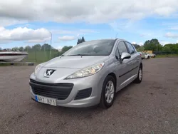 Ljusgrå (grå) Begagnad 2009 Peugeot 207 Halvkombi | 39 900 kr (Marknadspris)