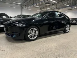Svart Begagnad 2019 Mazda 3 Inclusive Halvkombi | 239 000 kr (Marknadspris)