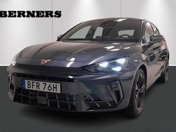 Mörkgrå (grå) Ny 2025 Cupra Leon Halvkombi | 339 900 kr (Lite dyr)