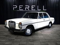 Vit Begagnad 1973 Mercedes W115 Sedan | 199 000 kr