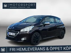 Svart Begagnad 2012 Peugeot 208 Halvkombi | 79 900 kr (Marknadspris)