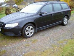 Svart Begagnad 2009 Volvo V70 Kinetic Kombi | 45 000 kr (Marknadspris)