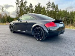 Svart Begagnad 2004 Audi TT Sportkupé | 95 000 kr (Marknadspris)