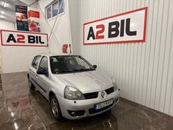 Ljusgrå Begagnad 2007 Renault Clio R.S. Halvkombi | 29 900 kr (Marknadspris)