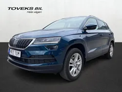 Blå (lava blue metallic) Begagnad 2021 Skoda Karoq Style SUV | 279 900 kr (Marknadspris)