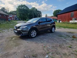 Brun Begagnad 2017 Nissan Qashqai SUV | 149 000 kr (Bra pris)