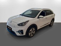Vit (/ud/clear white) Begagnad 2021 Kia e-Niro Advance SUV | 259 000 kr (Marknadspris)