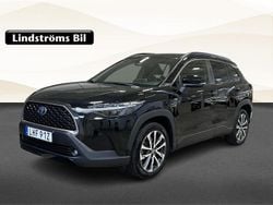 Svart Begagnad 2023 Toyota Corolla Cross Style SUV | 369 900 kr (Marknadspris)