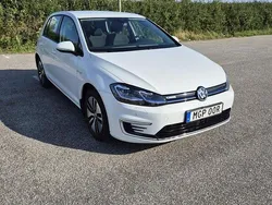 Vit Begagnad 2020 VW e-Golf Halvkombi | 135 000 kr (Marknadspris)