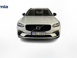 Vit Begagnad 2024 Volvo V90 Plus Kombi | 479 000 kr (Marknadspris)