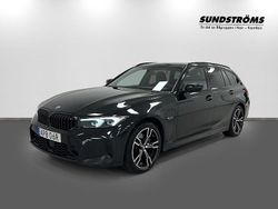 Svart Begagnad 2022 BMW 330e M Sport Kombi | 399 900 kr (Dyr)