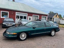 Grön Begagnad 1993 Lincoln Mark Sportkupé | 40 000 kr