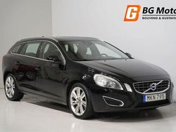 Svart Begagnad 2011 Volvo V60 Summum Kombi | 114 800 kr (Marknadspris)