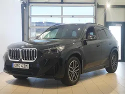 Svart Ny 2025 BMW X1 Efficient Dynamics SUV | 693 100 kr