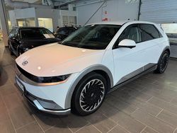 Vit Begagnad 2022 Hyundai Ioniq 5 Advanced SUV | 389 000 kr (Marknadspris)