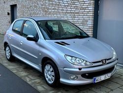 Begagnad 2005 Peugeot 206 Halvkombi | 15 000 kr (Marknadspris)