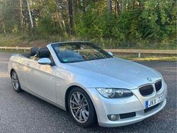 Grå Begagnad 2008 BMW 325 Cabriolet Cab | 105 000 kr (Marknadspris)