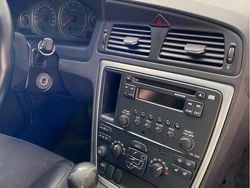 Grå Begagnad 2007 Volvo S60 Kinetic Sedan | 40 000 kr (Marknadspris)